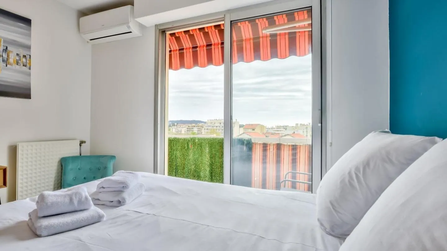 Apartment Amazing 1Br Flat With Balcony And City View In Haut De Nice