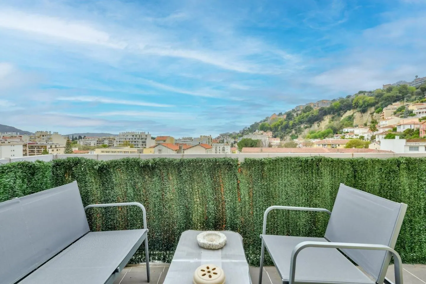 Apartment Amazing 1Br Flat With Balcony And City View In Haut De Nice France